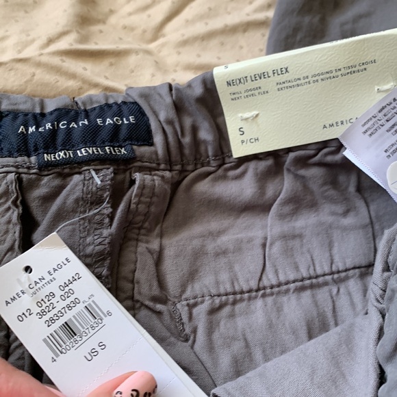 NWT Size Small Next Level Flex Gray American Eagle Twill Joggers - Picture 6 of 6